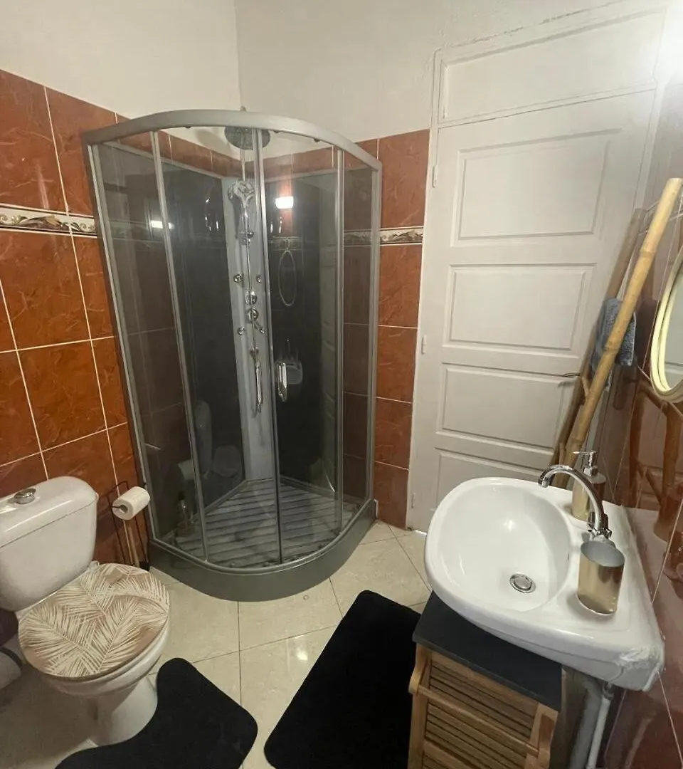 Studio Cosy Avec Espace Piscine A La Villa Boucard Le Gosier  0*, Le Gosier (Grande-Terre)